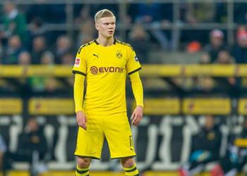 فيديو هالاند يخطف فوز ا قاتلا لبوروسيا دورتموند أمام فورتونا دوسلدورف في الدوري الألماني