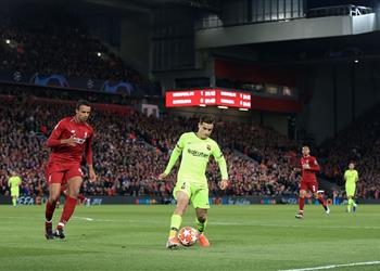 أسطورة ليفربول يجب إعادة كوتينيو لملعب أنفيلد