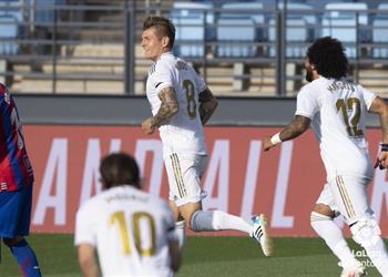 ماركا هدف توني كروس أمام إيبار صحيح