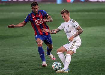 كروس يحقق إنجاز ا شخصي ا بعد انتصار ريال مدريد أمام إيبار