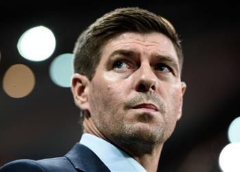 جيرارد يختار نجم ليفربول لاعب العام في الدوري الإنجليزي