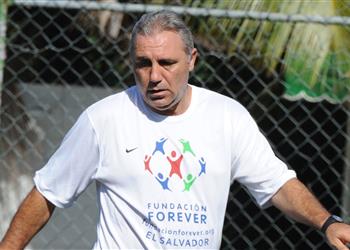 ستويشكوف ميسي لا يقارن ولاوتارو مناسب لـ برشلونة مع وجود سواريز