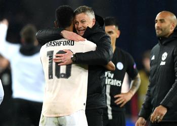 سولشاير فخورون بـ راشفورد وساعد الأطفال بدافع الإنسانية فقط