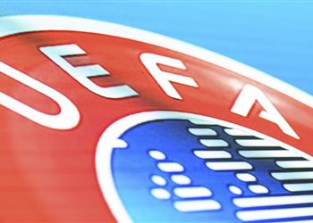 يويفا يتخذ قرار ا رسمي ا بشأن قواعد اللعب المالي النظيف