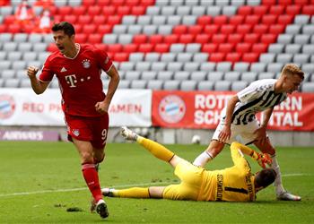 فيديو رقم جديد لـ ليفاندوفسكي في الدوري الألماني بعد هدفه أمام فرايبورج