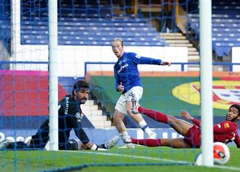 بالفيديو ليفربول يتعادل مع إيفرتون تحت أنظار محمد صلاح