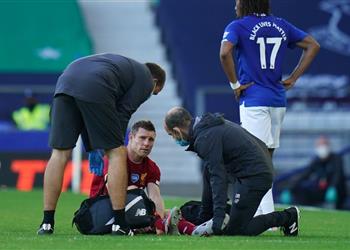 فيدو ميلنر يغادر مباراة ليفربول وإيفرتون مصاب ا