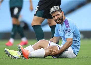 جوارديولا يثير قلق جماهير مانشستر سيتي بشأن إصابة أجويرو أمام بيرنلي