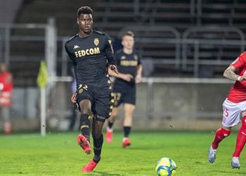 بعد 3 سنوات من المراقبة مانشستر يونايتد يتحرك لضم مدافع موناكو