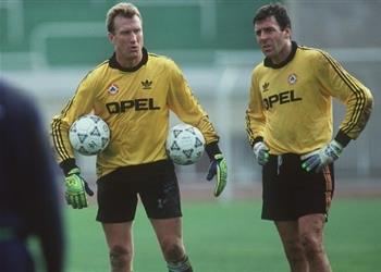 حارس مرمى إيرلندا السابق منتخب مصر كان قوي ا في مونديال 90 ولم نتفق على التعادل مع هولندا