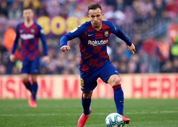 سيتين مفاوضات يوفنتوس تؤثر على آرثر الأمر معقد وسأتحدث معه