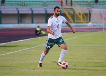 لاعب المصري نصحت حسين الشحات بعدم العودة لـ مصر وسعيد بقرار استكمال الدوري