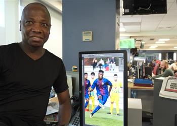 والد فاتي يكشف حقيقة رغبته في الرحيل عن برشلونة وعرض مانشستر يونايتد