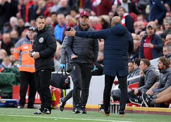 كلوب يعلق على إمكانية إراحة جوارديولا للأساسيين أمام تشيلسي ويوجه له نصيحة