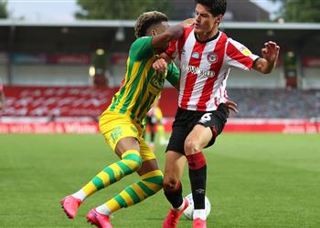 أحمد حجازي يشارك في هزيمة وست بروميتش أمام برينتفورد بالتشامبيونشيب