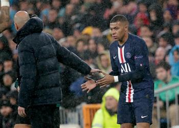 زيدان يتغنى بـ محرز ويتهرب من الحديث عن مبابي ويؤكد راموس وفاران أفضل ثنائي دفاعي