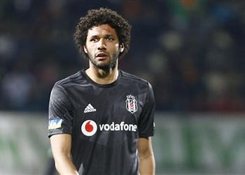 تقارير تركية محمد النني مستمر في بشكتاش بسبب كورونا