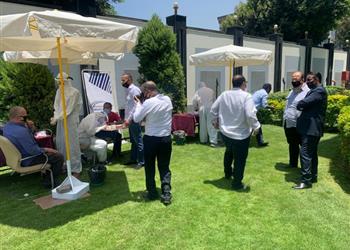 صور موظفو وعمال اتحاد الكرة يخضعون لمسحة طبية