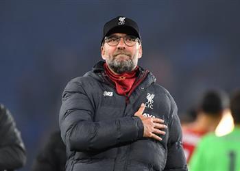 نجم ليفربول السابق كلوب أزاح مانشستر يونايتد من عرشه