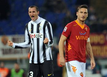 كيليني توتي استحق الفوز بالكرة الذهبية