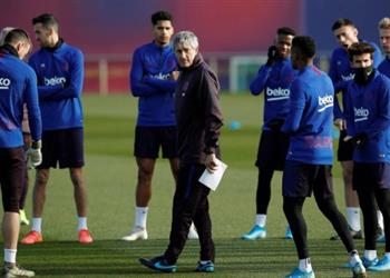 أزمة في غرفة ملابس برشلونة نقاش متوتر بين سيتين واللاعبين عقب التعادل مع سيلتا فيجو