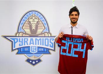 رسمي ا بيراميدز يعلن تمديد عقد علي جبر موسمين إضافيين