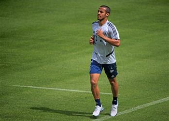 تياجو ألكانتارا يعزز صفوف بايرن ميونخ أمام ليفركوزن في نهائي كأس ألمانيا