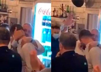 بالدموع فيديو بيانيتش يحتفل مع عائلته بالانتقال إلى برشلونة