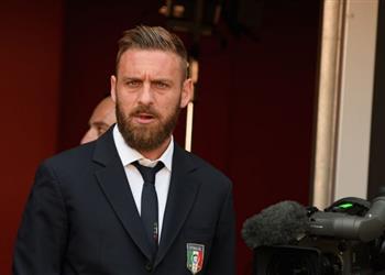 دي روسي يستعد لبدء مشواره التدريبي بقيادة فيورنتينا