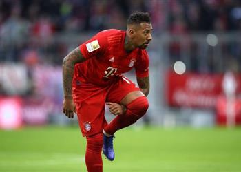 جيروم بواتينج يغادر مباراة بايرن ميونخ وليفركوزن مصاب ا