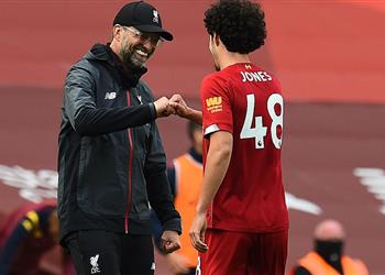 كلوب سعيد من أجل كورتيس جونز ولا أبحث عن أرقام قياسية