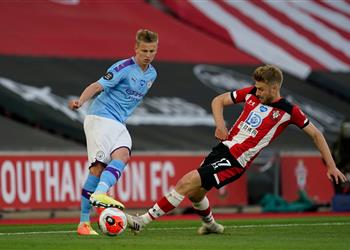 لاعب مانشستر سيتي يعتذر عن خطئه الكارثي أمام ساوثهامبتون غير مقبول