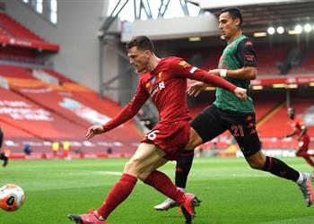 روبرتسون جاهز لمواجهة برايتون وأليسون أفضل حارس في العالم