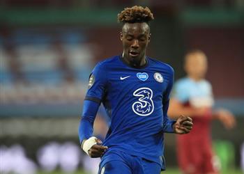 أبراهام يتمسك بشرطه الوحيد لتجديد عقده مع تشيلسي