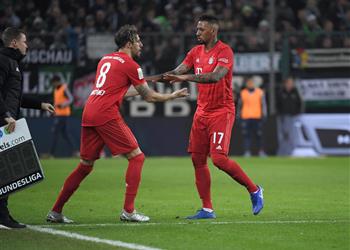 تقارير بايرن ميونخ يحسم مستقبل بواتينج وخافي مارتينيز