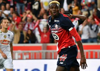 فيكتور أوسمين يصدم نابولي بعد الاتفاق على تفاصيل انضمامه للفريق