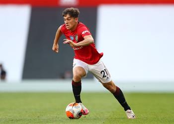 وكيل جيمس يكشف حقيقة رغبته في الرحيل عن مانشستر يونايتد