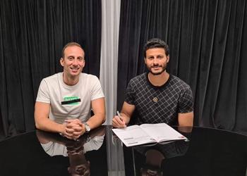 أول تعليق من محمد الشناوي بعد تمديد تعاقده مع الأهلي