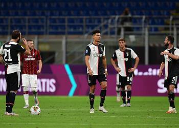 بالفيديو في 5 دقائق ميلان يقلب الطاولة على يوفنتوس برباعية بـ الدوري الإيطالي