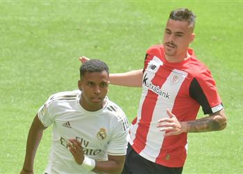 مدافع بلباو عن ركلة جزاء ريال مدريد الحكم أخبرني أنه لم ير شيئ ا