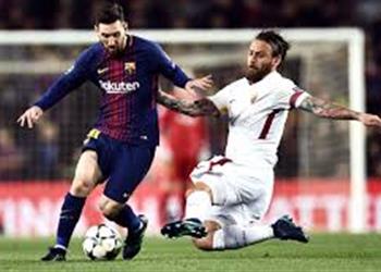 دي روسي قطع الكرة من ميسي مختلف عن استخلاصها أمام أي حمار