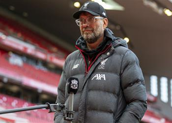 كلوب يكشف سبب الدفع بـ ويليامز بدل ا من روبرتسون وغياب ماني أمام برايتون