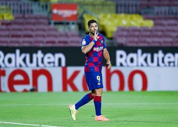 سواريز يحقق إنجاز ا تاريخي ا بعد هدفه أمام إسبانيول في ديربي كتالونيا