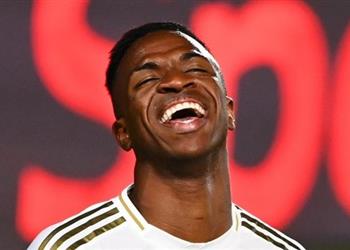 ماركا تكشف نتائج تحاليل فينيسيوس بعد اختبار كورونا وموقفه من مباراة ألافيس