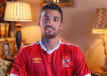 الأهلي يعلن رسمي ا ضم طاهر محمد طاهر تنازل عن 3 ملايين من مستحقاته