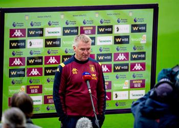 مدرب أستون فيلا عن ركلة جزاء مانشستر يونايتد قرار مشين غير سير المباراة