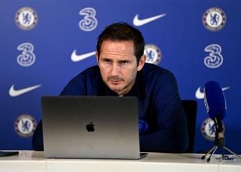 لامبارد يرفض الحديث عن شائعات أبراهام وهافرتز ويكشف موقف كانتي من مباراة شيفيلد