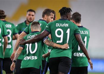 تسديدة صاروخية فيديو مالينوفسكي يتقدم لـ أتالانتا بالهدف الثاني أمام يوفنتوس