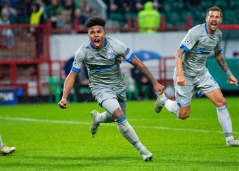 ليفربول يستهدف التعاقد مع قائد شالكة