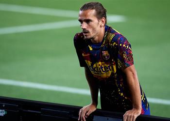 جريزمان يخضع لبرنامج علاجي مكثف للحاق بمباراة برشلونة ونابولي